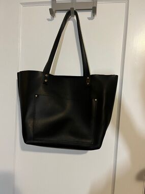 Almost perfect Portland leather large tote in black